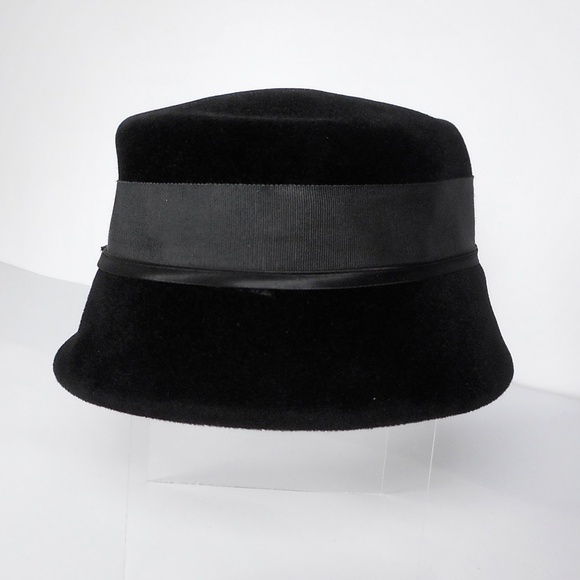 VTG Jo Lyn Black Velvet Bucket Cloche Hat Ribbon Satin Band FLAW MISSING BOW main image 8